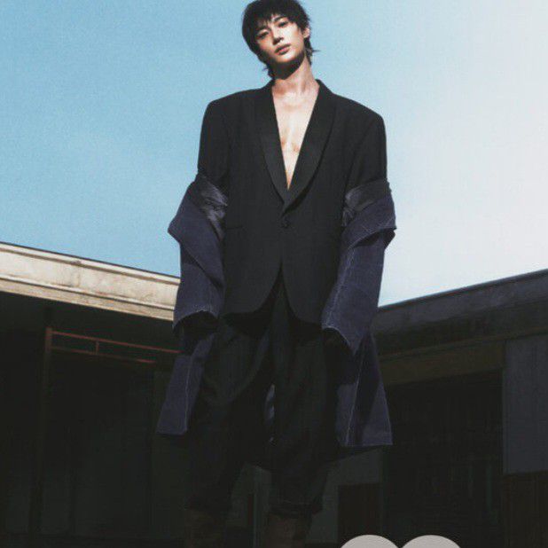 Behind-the-scenes cut of Byeon Wooseok