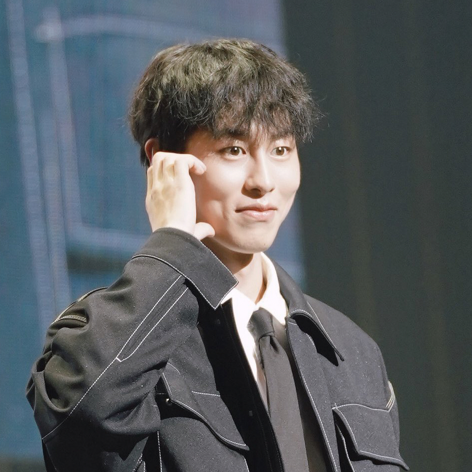 Latest photo of Lee Jaewook