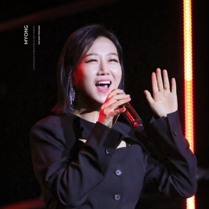 Behind-the-scenes cut of Jang Yoonjeong