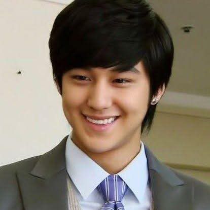 A moment captured by a fan of Kim Bum