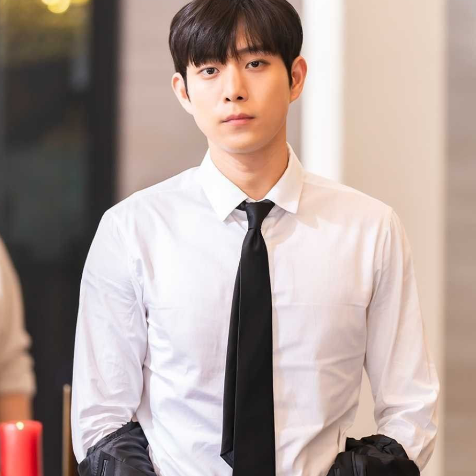Behind-the-scenes cut of Kim Youngdae