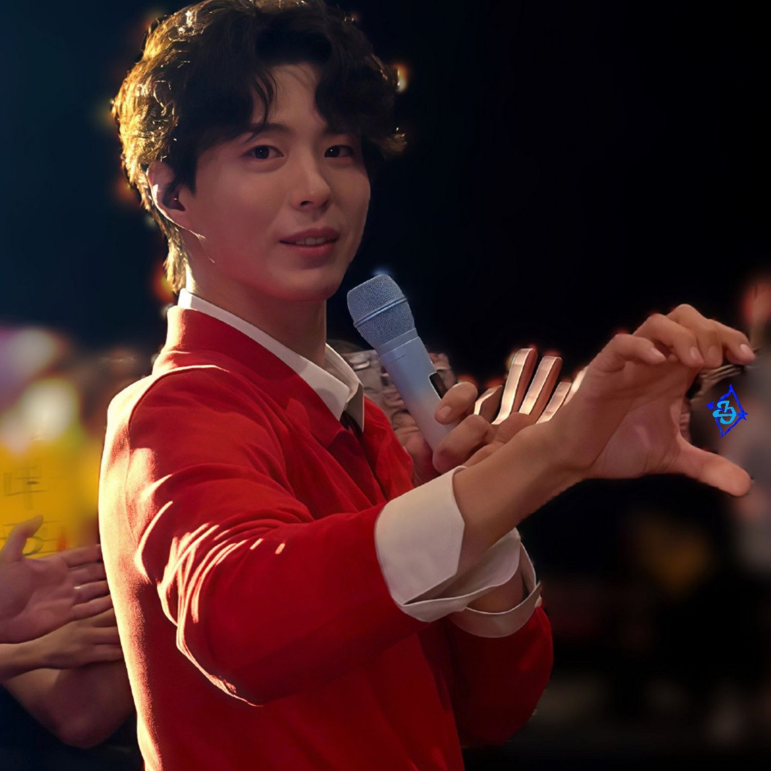 Recent activity shot of Park Bogum