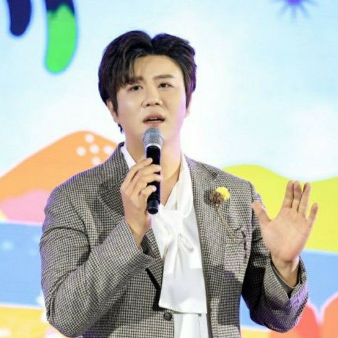 Latest photo of Jin Haesung