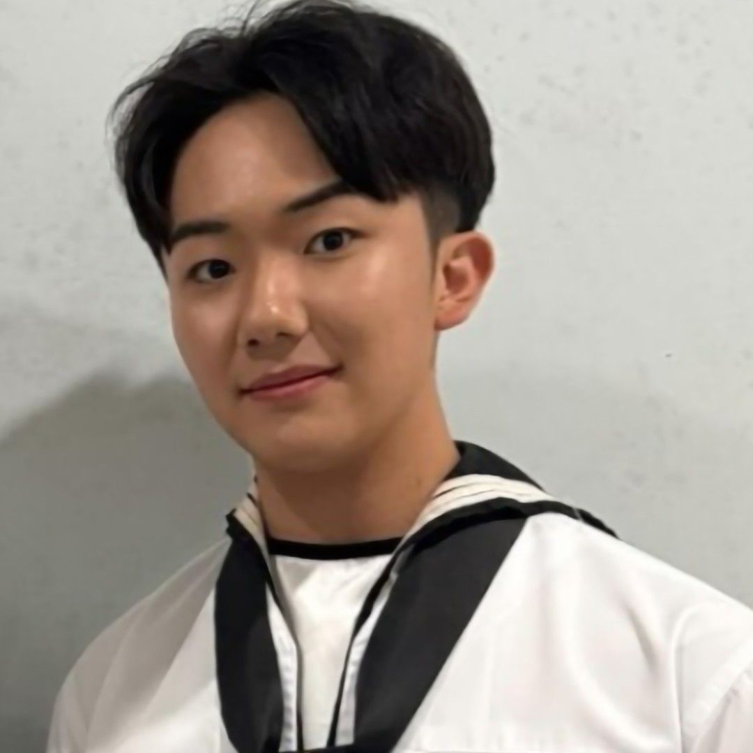 Behind-the-scenes cut of Nam Seungmin