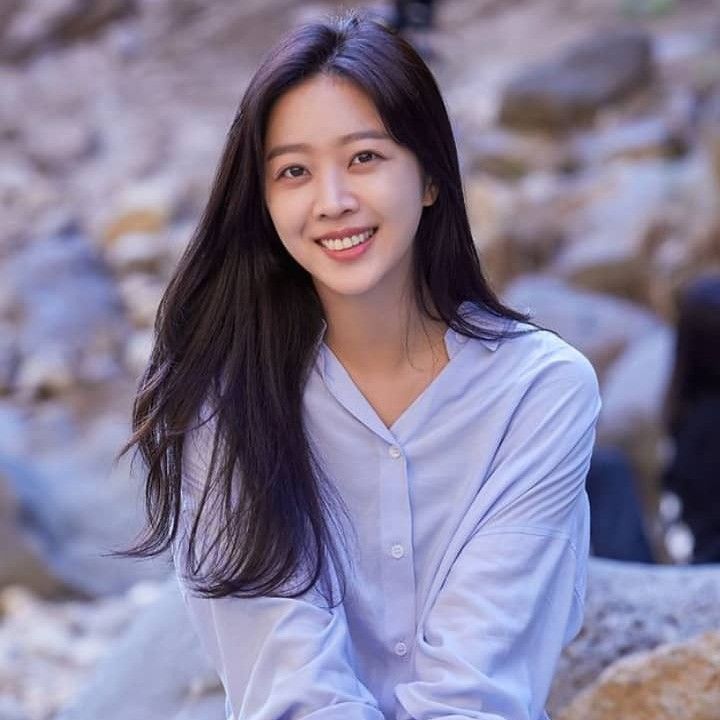 Behind-the-scenes cut of Cho Boah