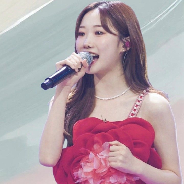 A moment captured by a fan of Jung Seojoo