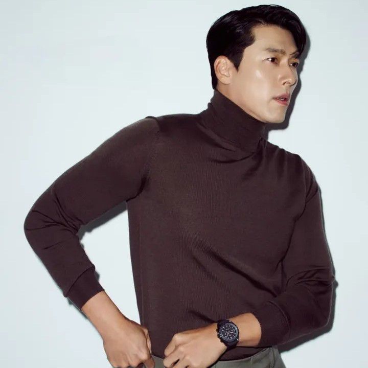 A moment captured by a fan of Hyun Bin