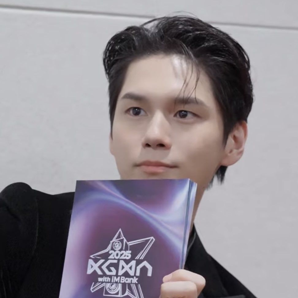 邕圣祐的最新照片