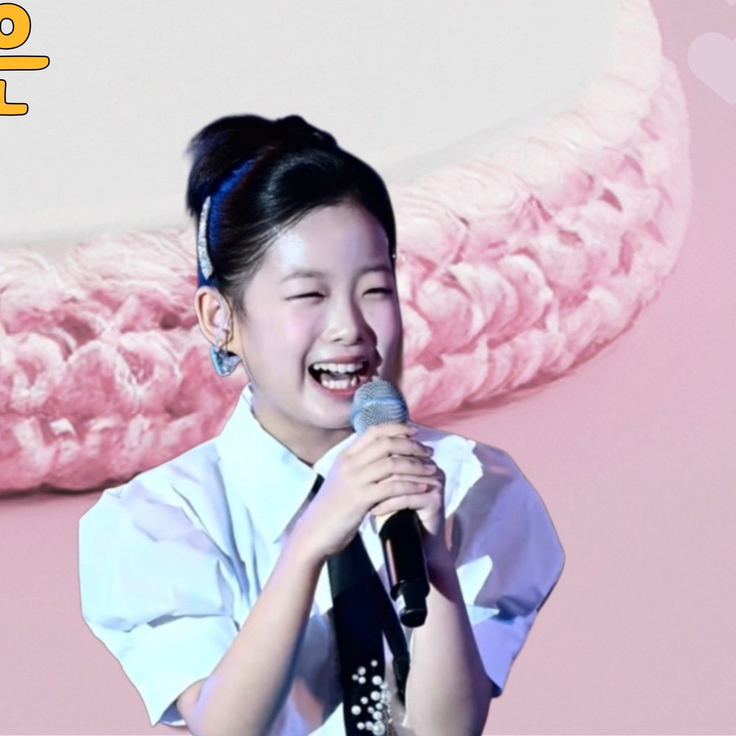 A moment captured by a fan of Lee Sooyeon
