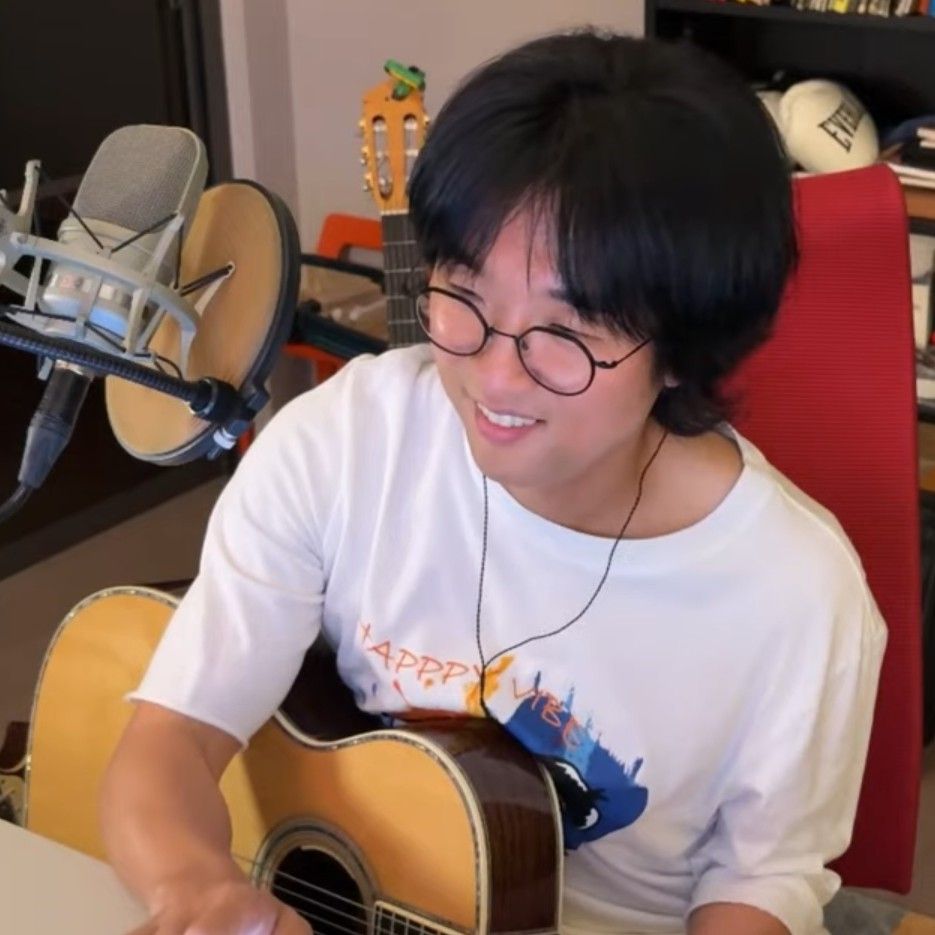 A moment captured by a fan of Bak Changgeun