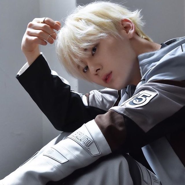 Recent activity shot of Hwang Minhyun