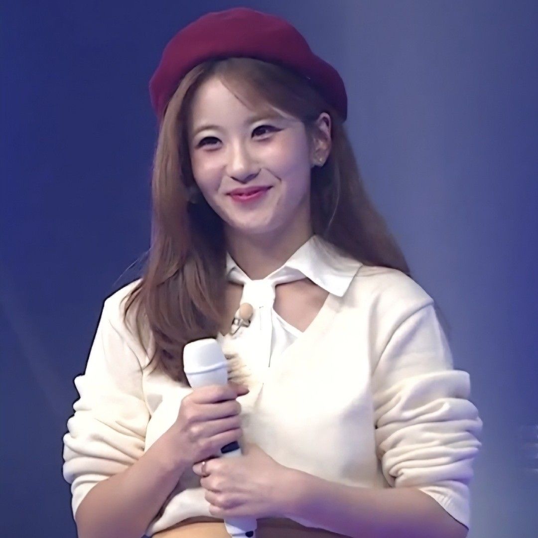 Momen yang diabadikan oleh penggemar Oh Yujin