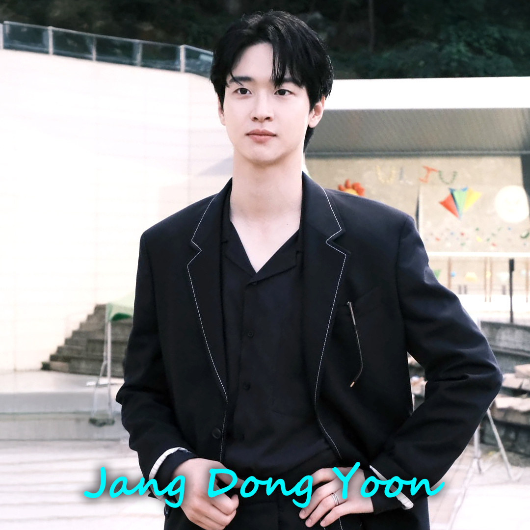 Behind-the-scenes cut of Jang Dongyoon