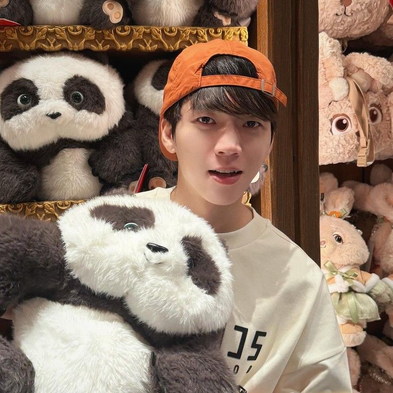 Recent activity shot of Nam Woohyun