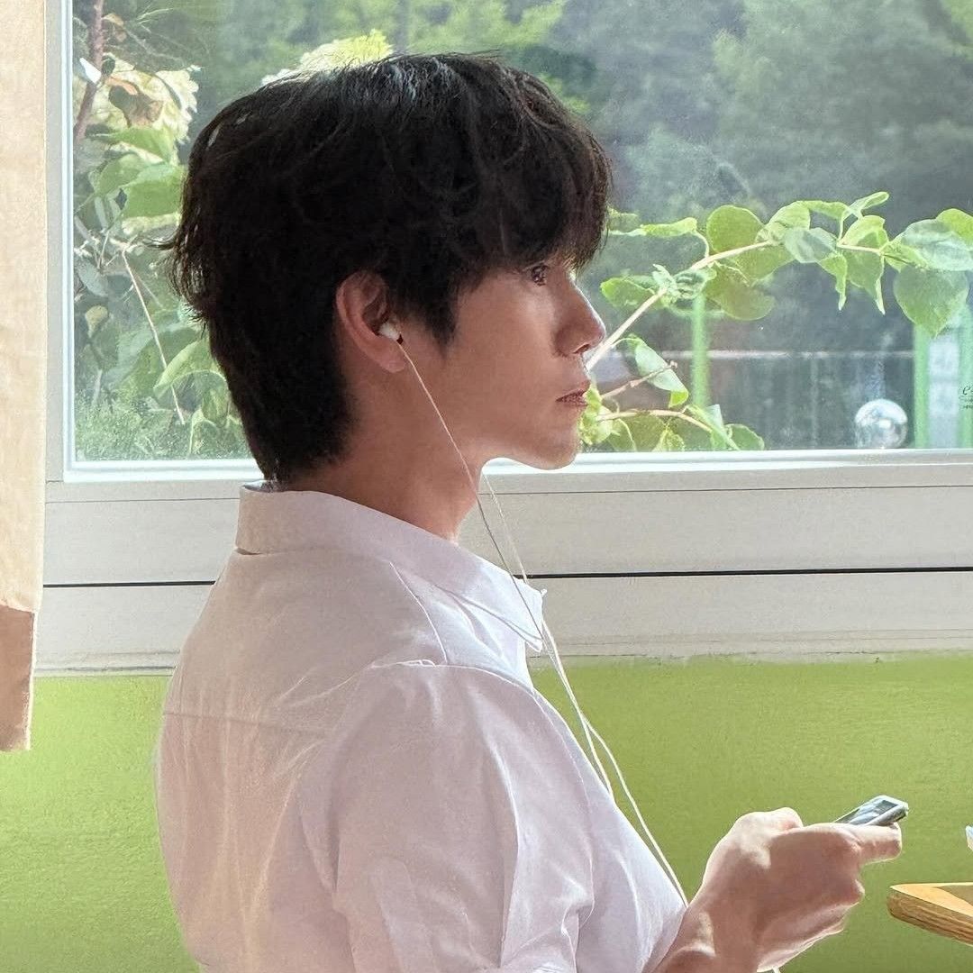 Recent activity shot of Ong Seongwu