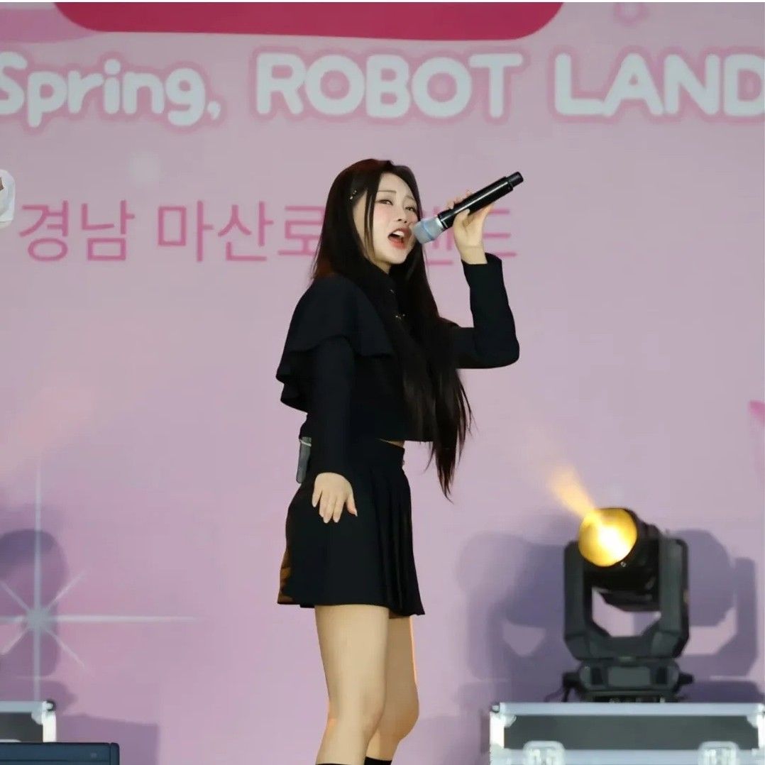 홍지윤의 최신 사진