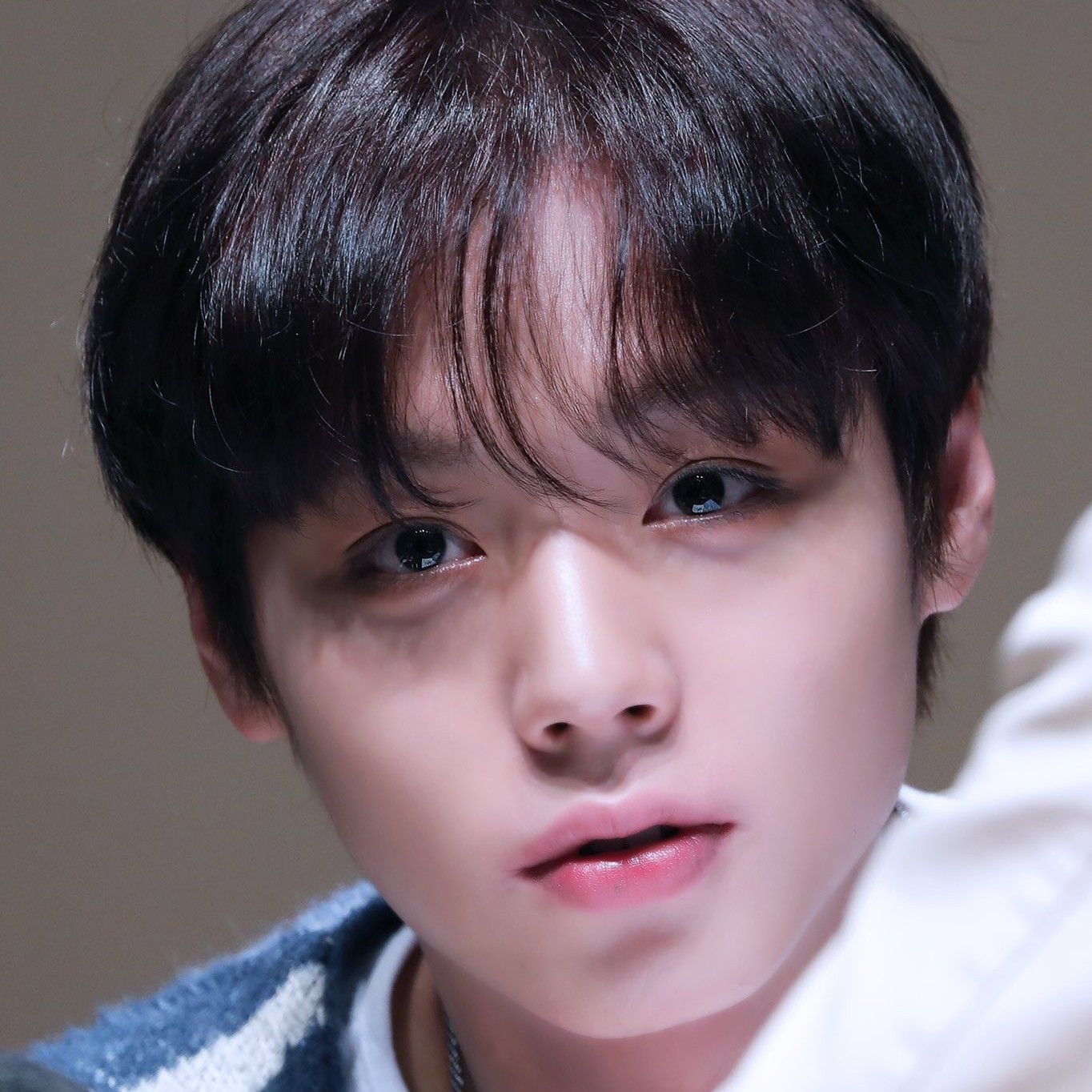 A moment captured by a fan of Park Jihoon