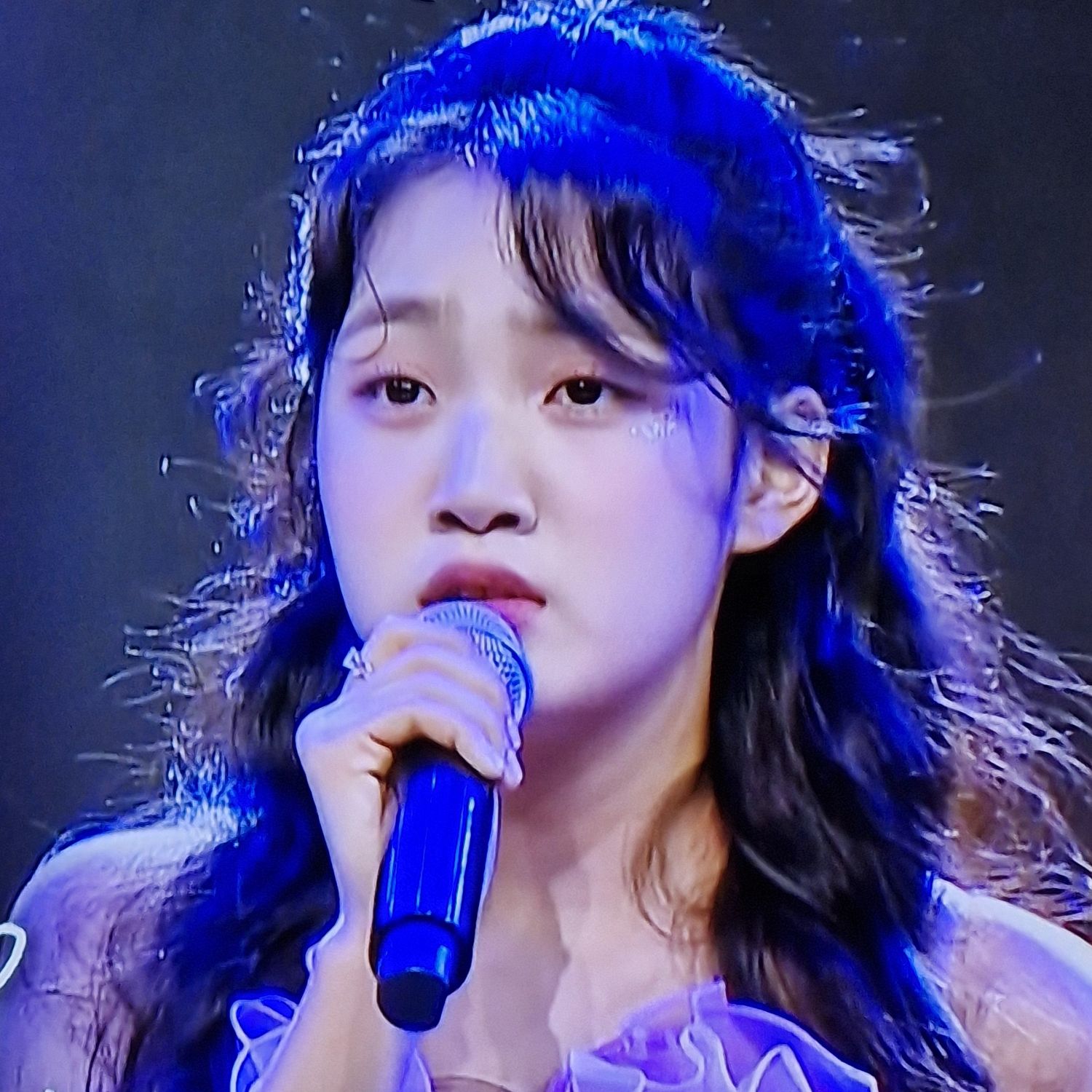 A moment captured by a fan of Kim Taeyeon