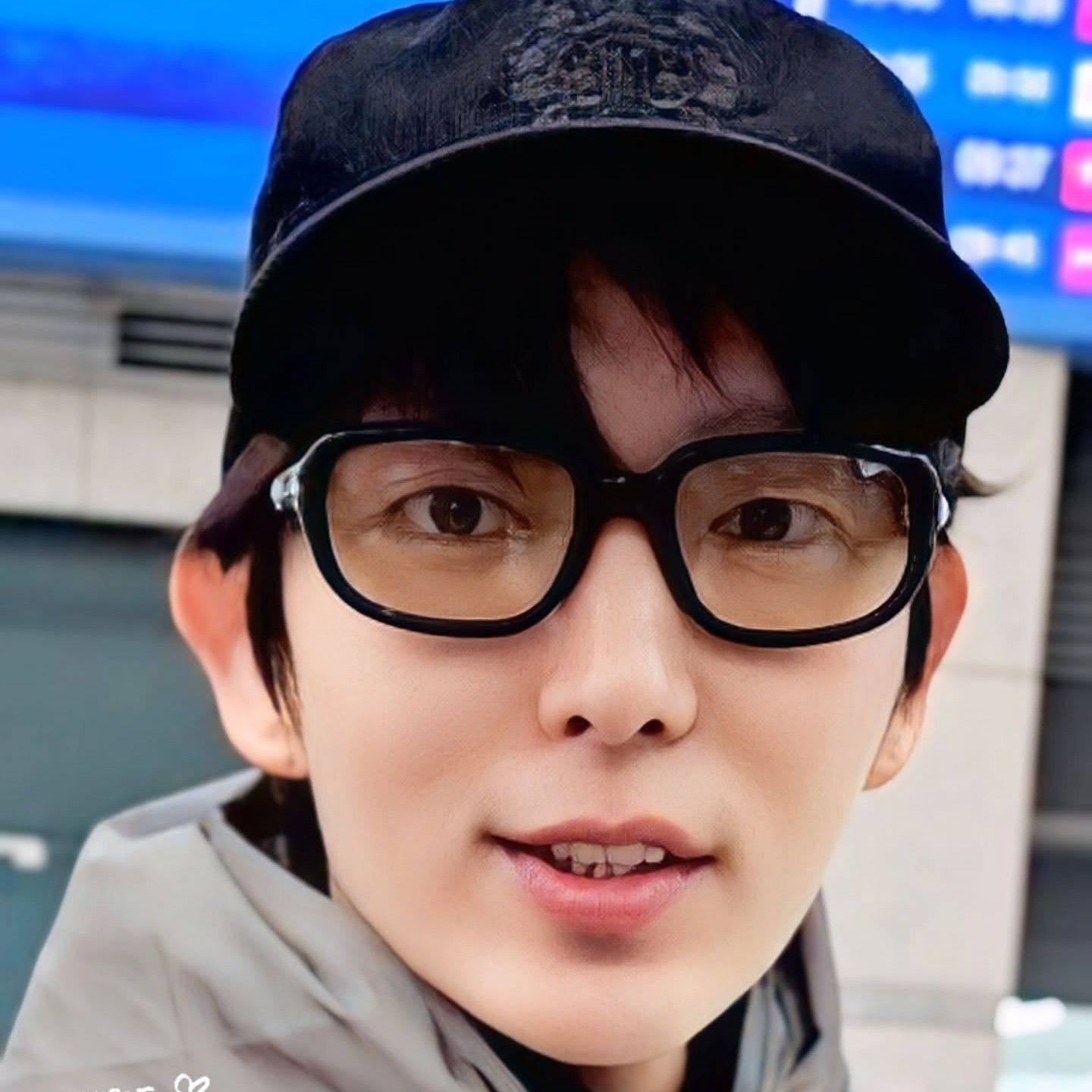 Latest photo of Lee Joongi