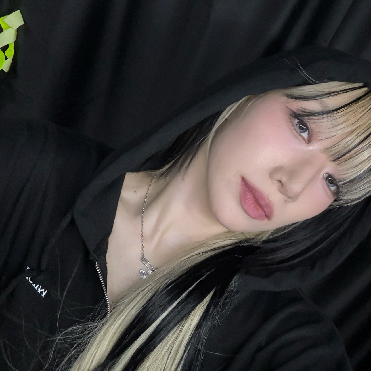 Behind-the-scenes cut of BADA