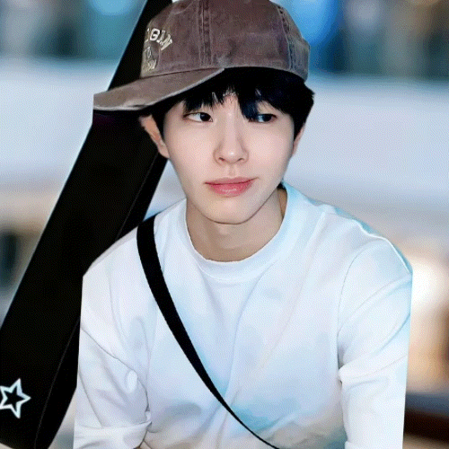 Latest photo of Lee Byeongchan