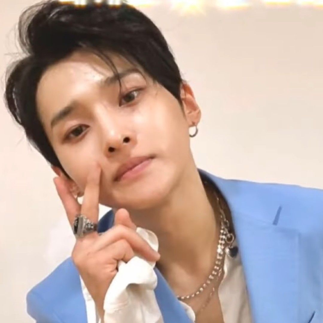 Behind-the-scenes cut of Seong Ri