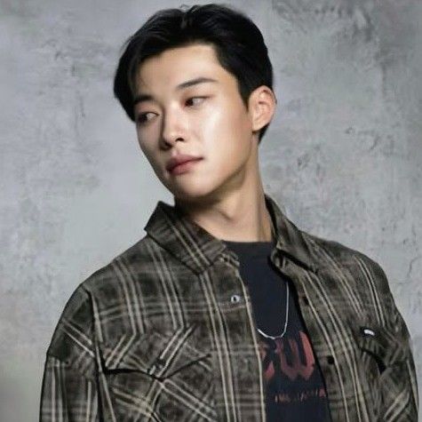 A moment captured by a fan of Woo Dohwan