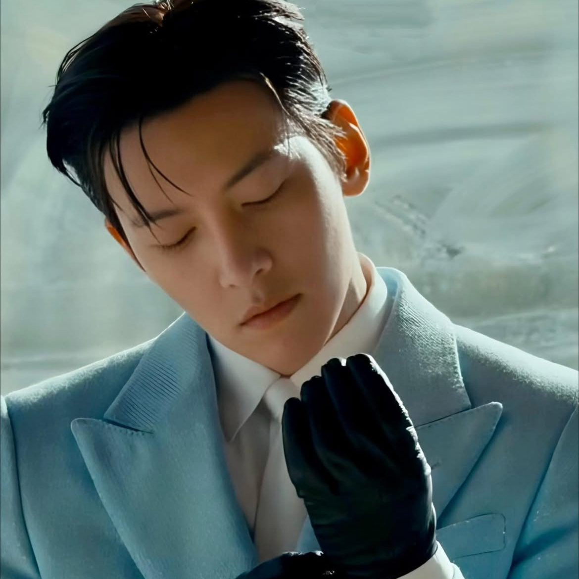 チ・チャンウクのビハインドカット