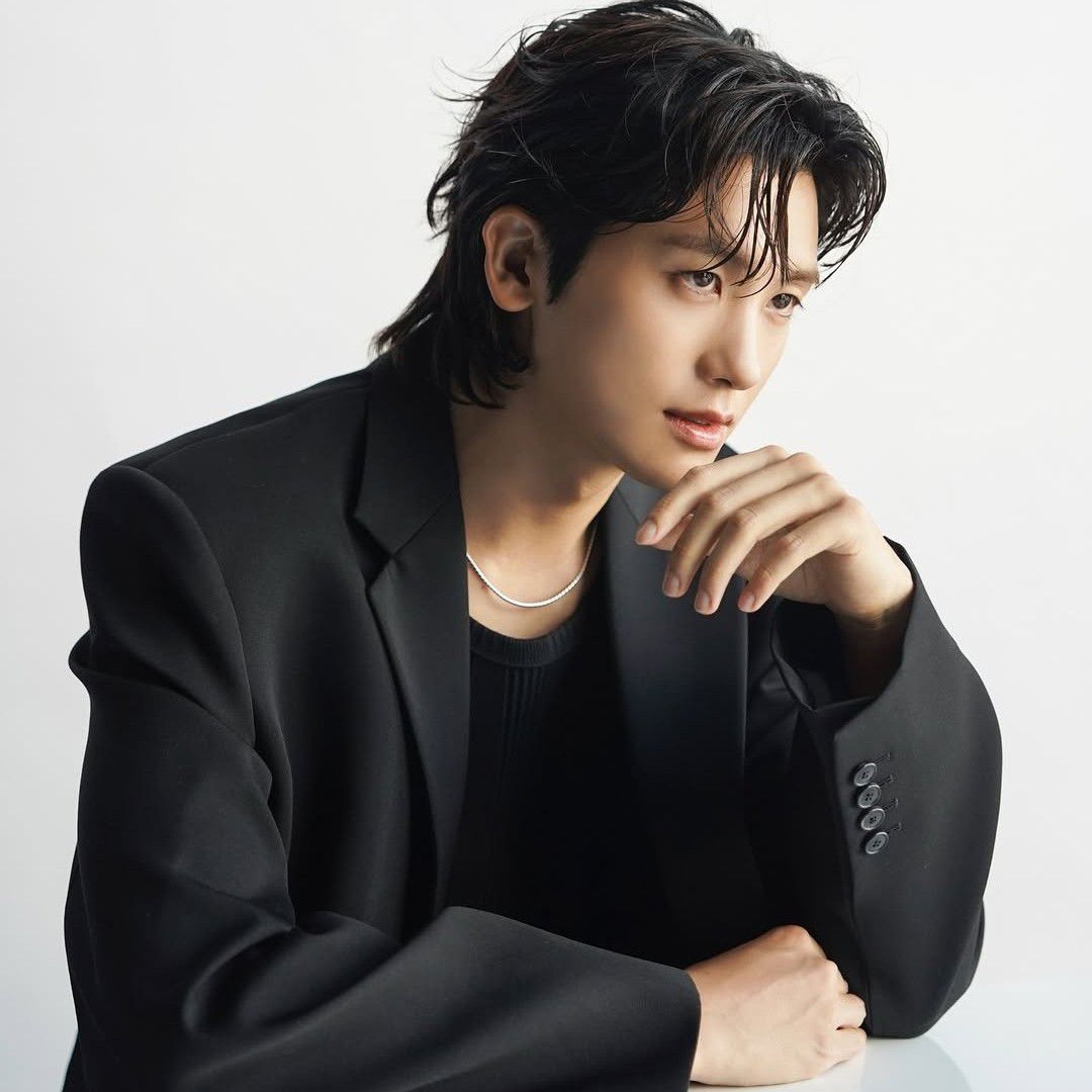 Recent activity shot of Park Hyungsik