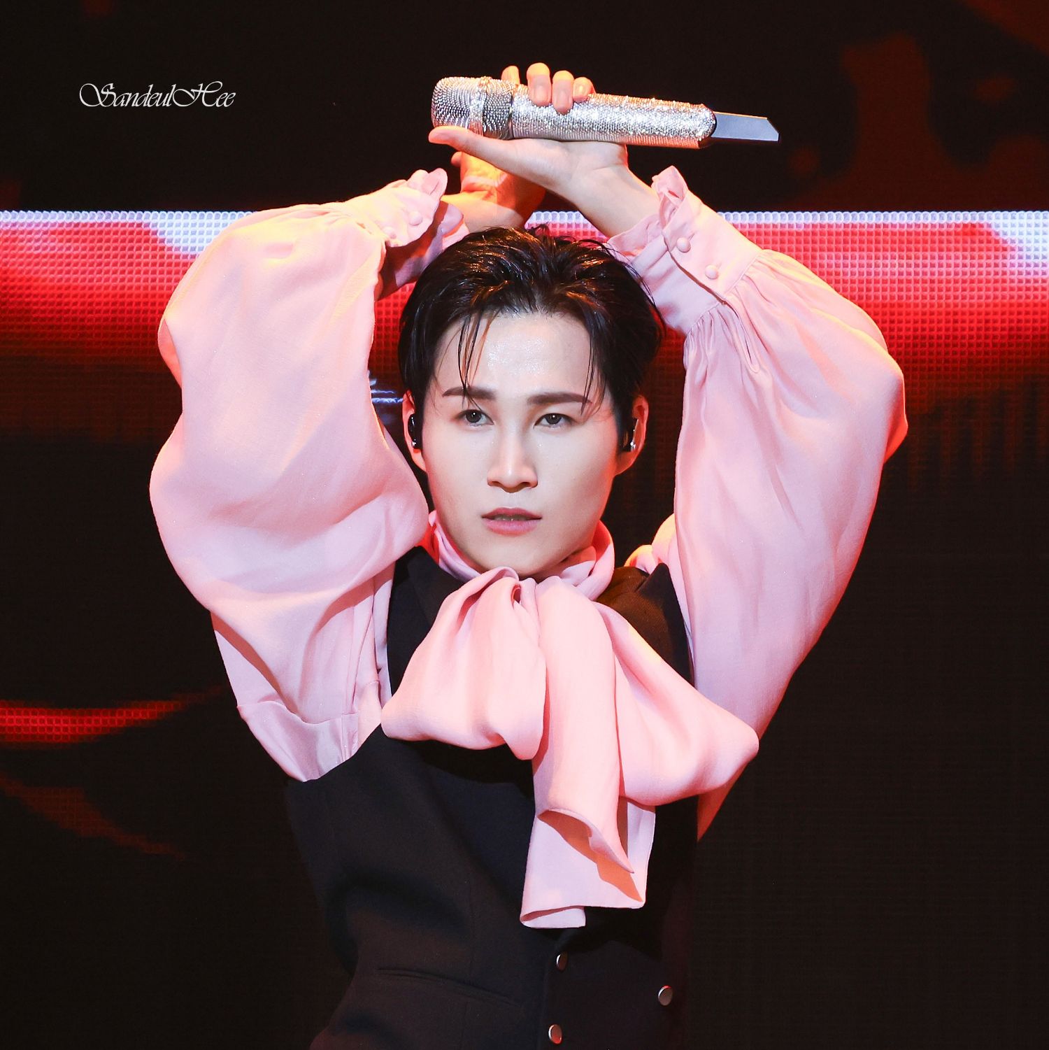 김희재의 비하인드 컷