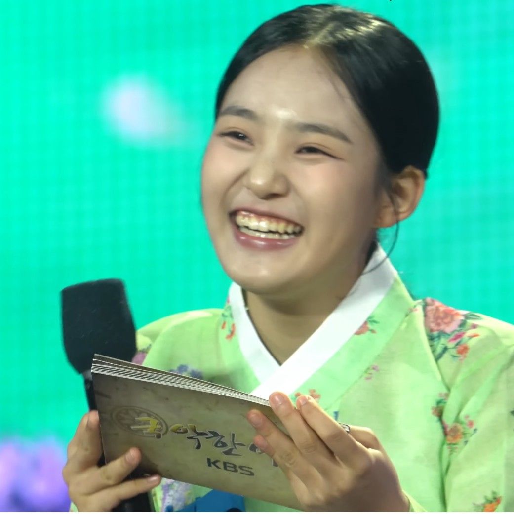 Recent activity shot of Kim Taeyeon