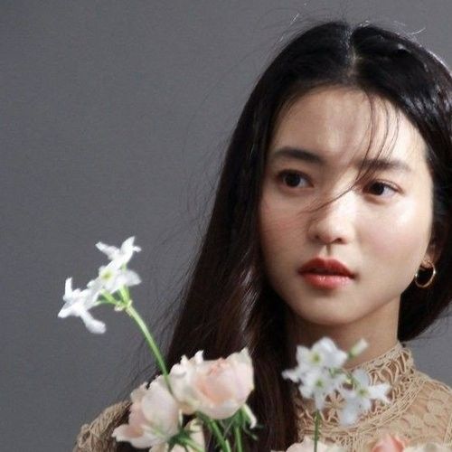 Behind-the-scenes cut of Kim Taeri