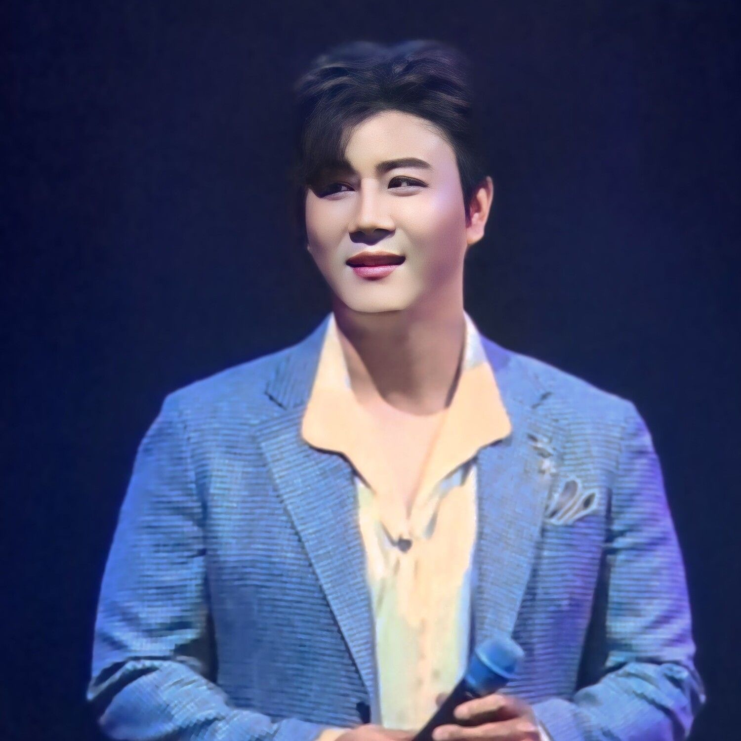 진해성의 비하인드 컷