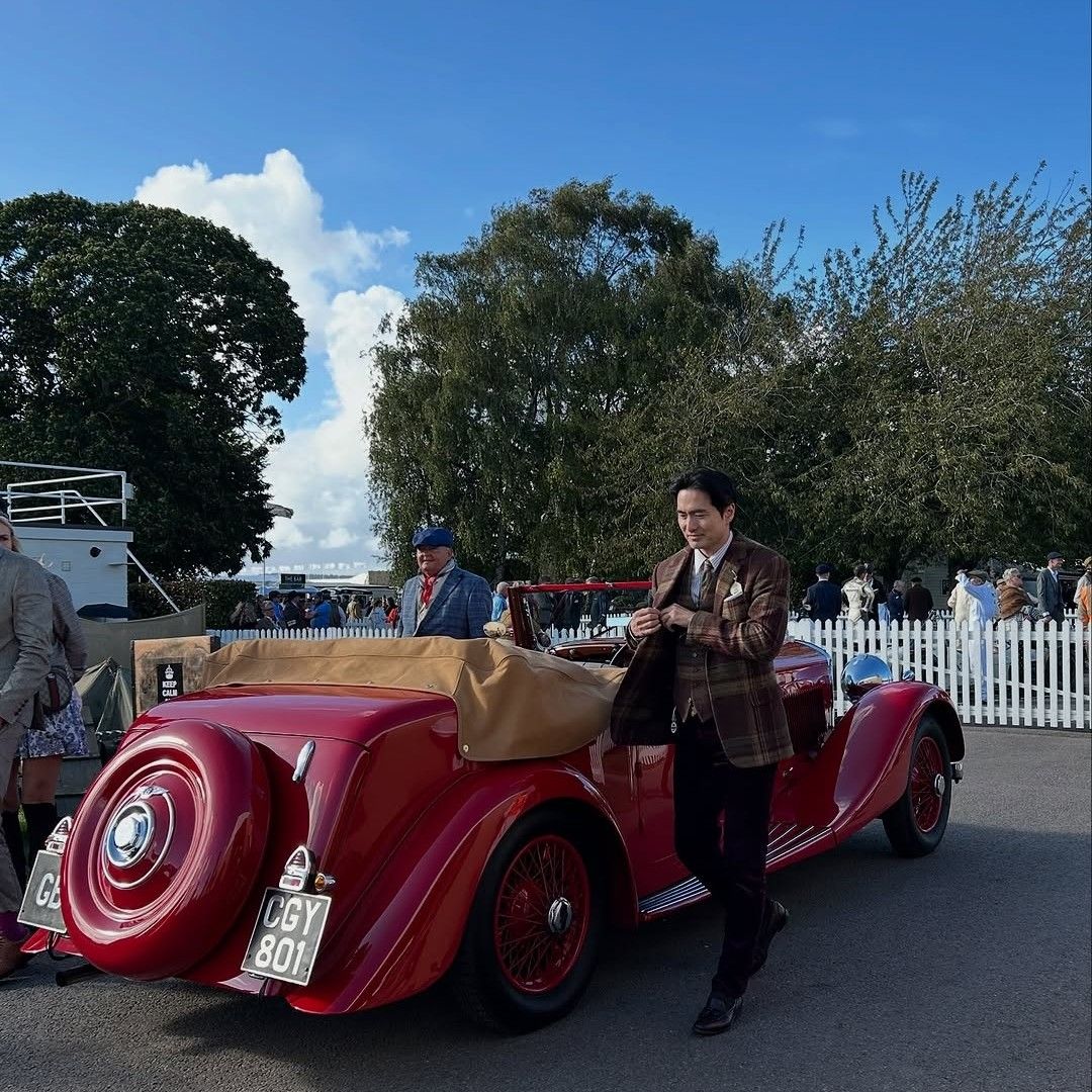 A moment captured by a fan of Lee Jinwook