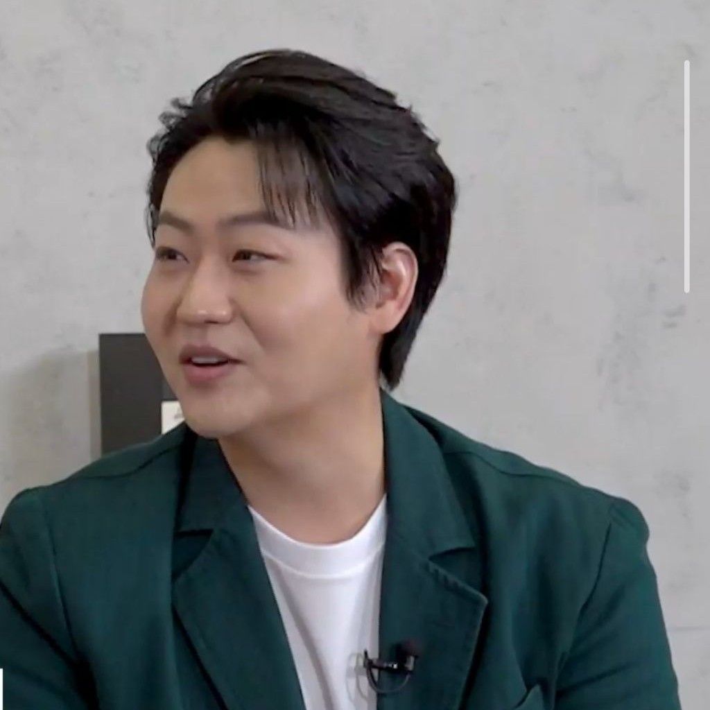 A moment captured by a fan of Min Soohyun