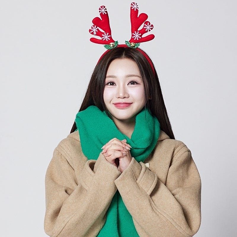 Recent activity shot of Hong Jiyoon