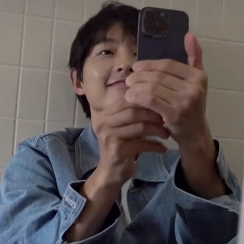 宋仲基的最新照片