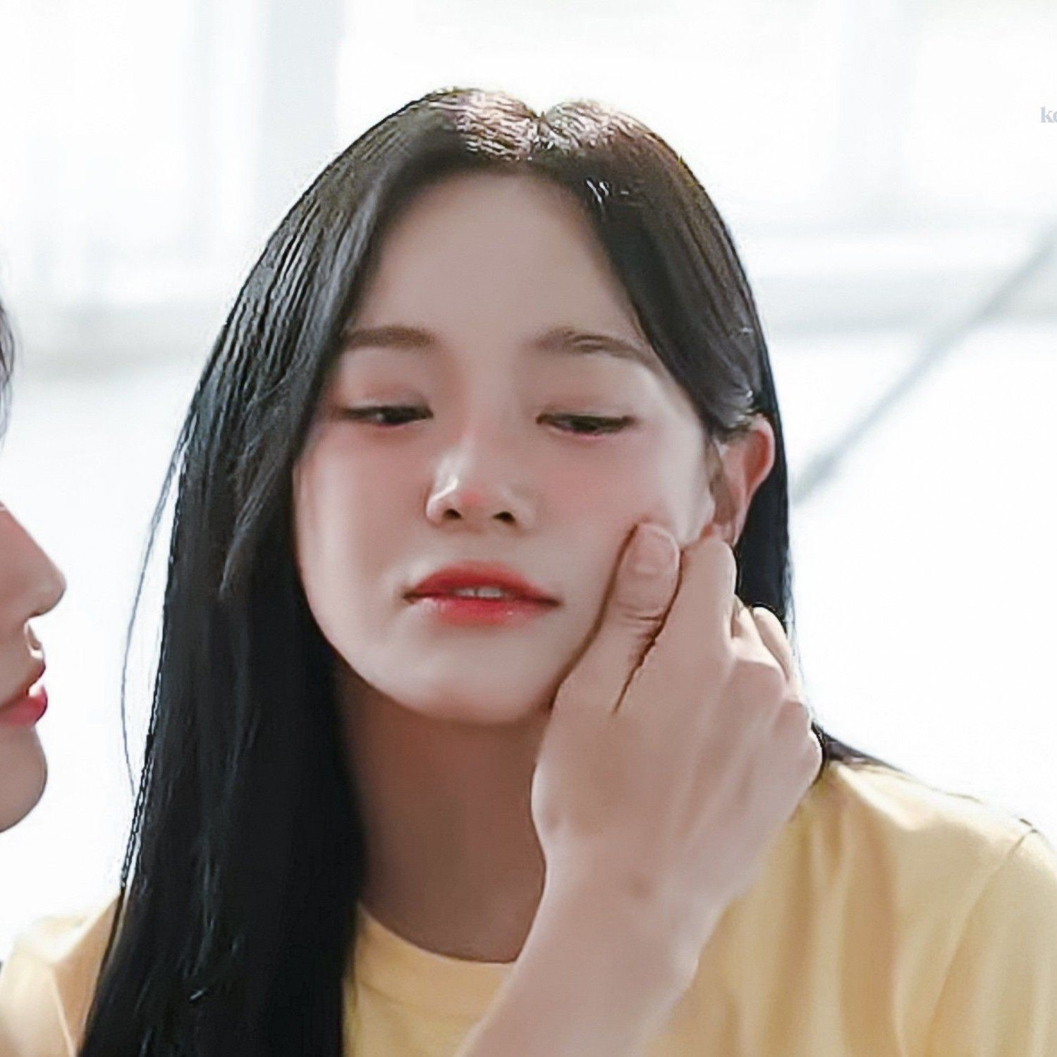 김세정의 비하인드 컷