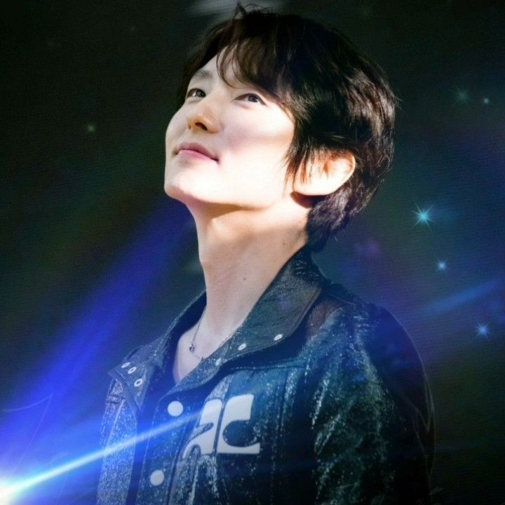 A moment captured by a fan of Lee Joongi
