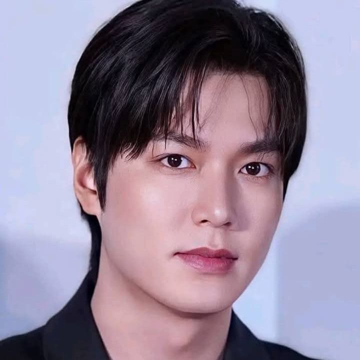 李敏镐的最新照片
