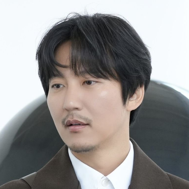 Latest photo of Kim Namgil