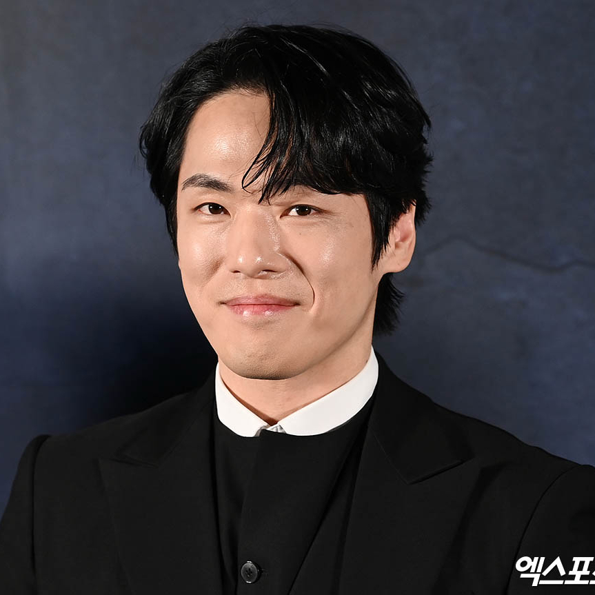 Behind-the-scenes cut of Kim Junghyun
