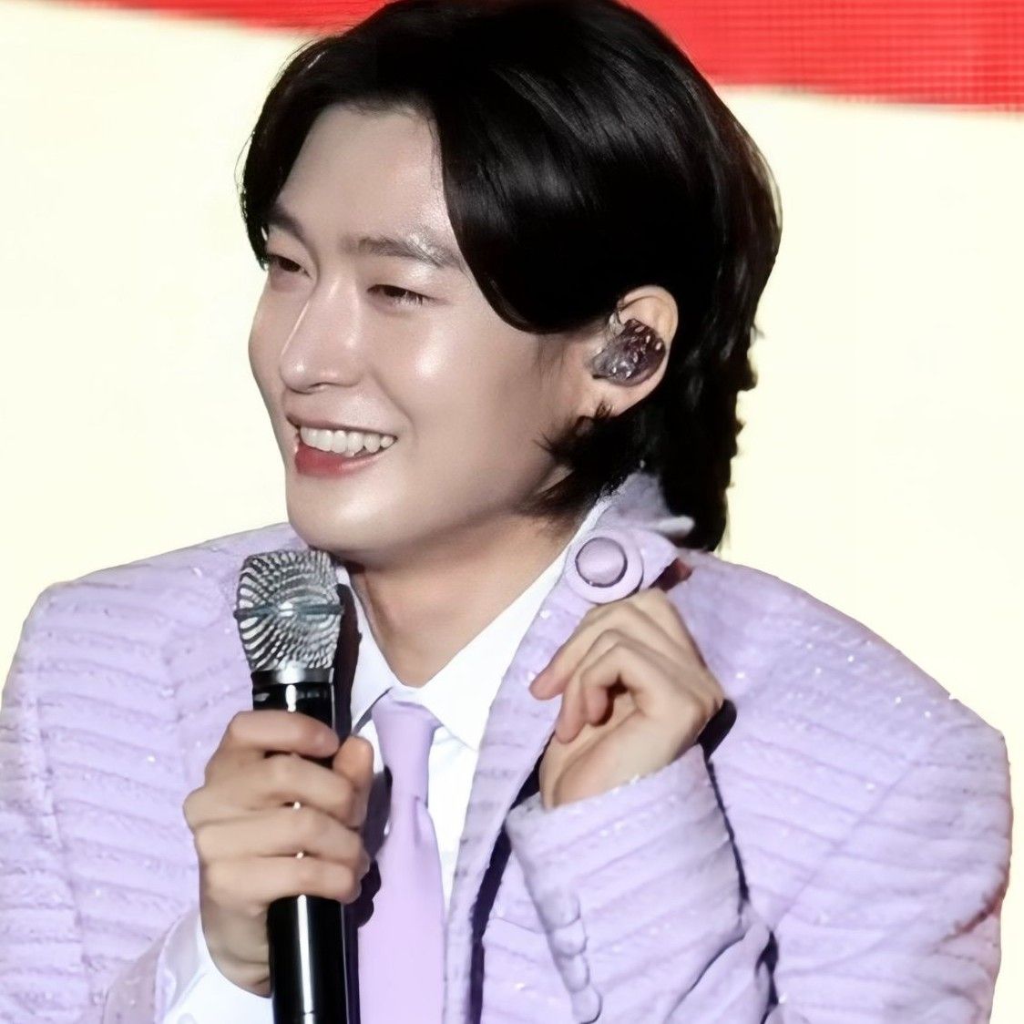 Latest photo of Kim Yongbin