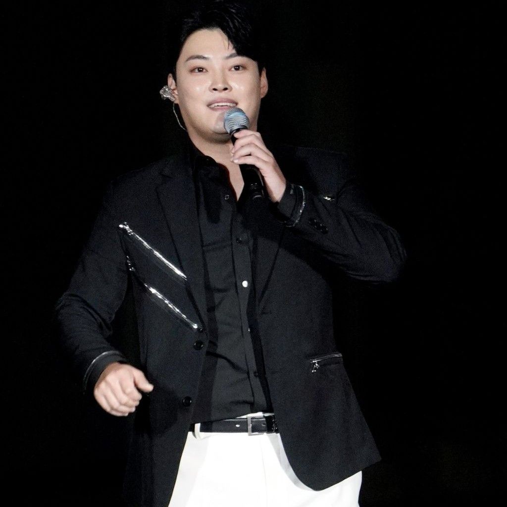 Latest photo of Kim Kyungmin