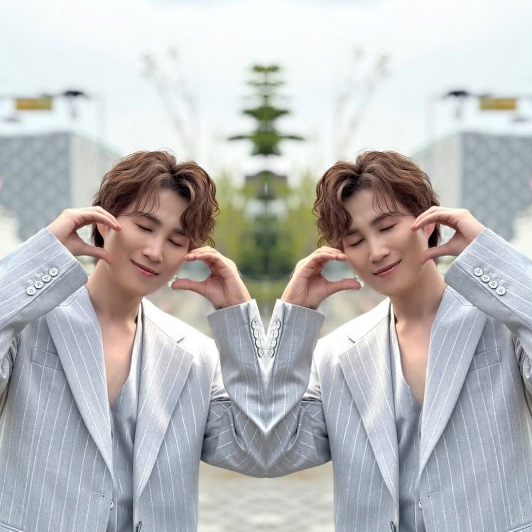 A moment captured by a fan of Kim Heejae