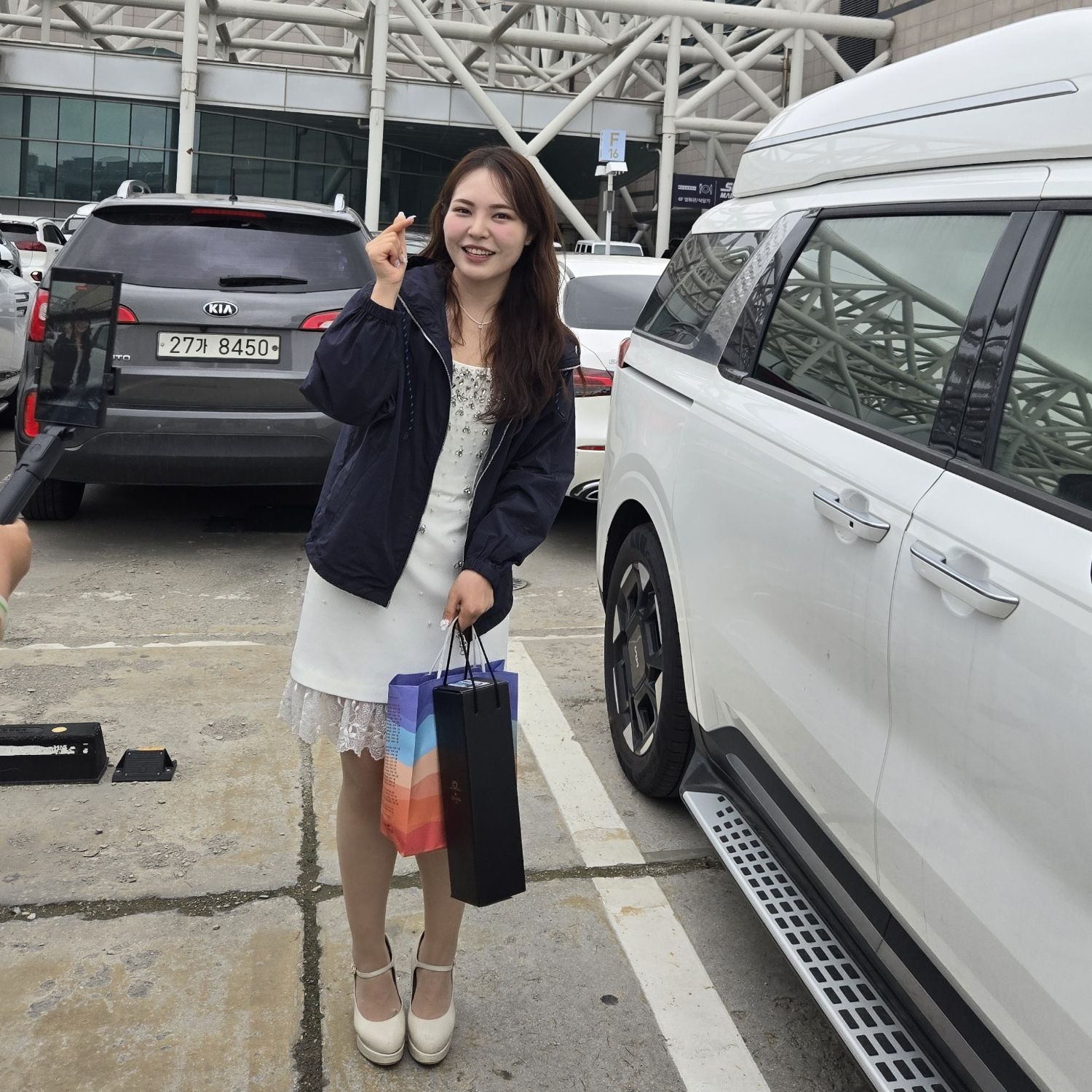 A moment captured by a fan of Miss Kim