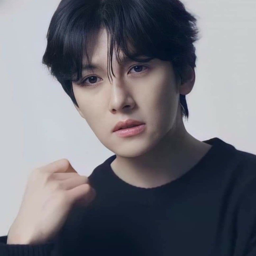 チ・チャンウクの最近の活動ショット