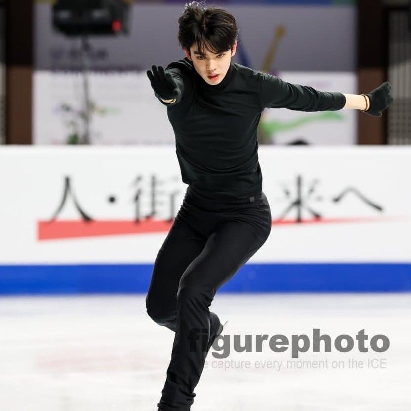 A moment captured by a fan of Cha Junhwan