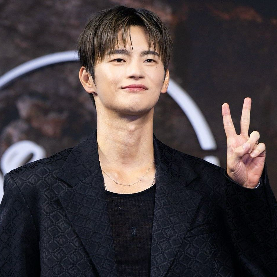 서인국의 비하인드 컷