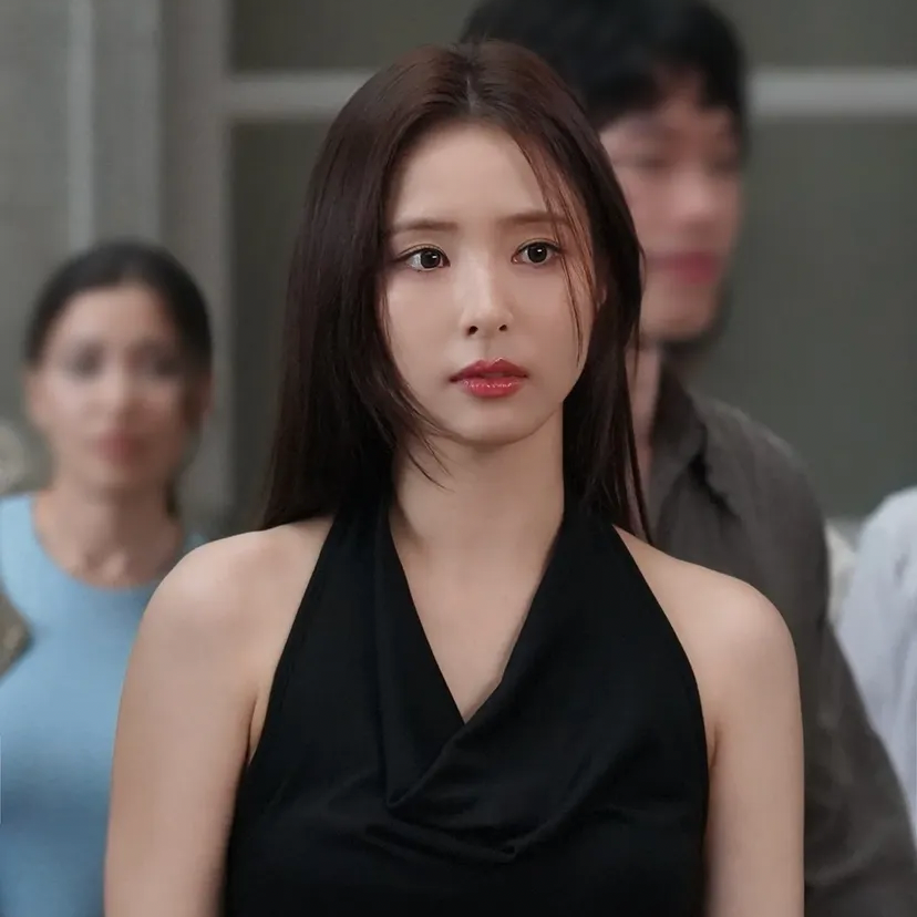 Behind-the-scenes cut of Shin Sekyung